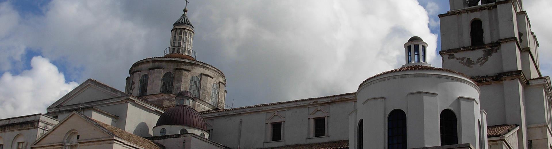 Scopri le 17 chiese di Catanzaro: prenota Hotel Perla del Porto, confortevole ed elegante 4 stelle in zona lido, e parti alla scoperta delle bellezze artistiche della città.