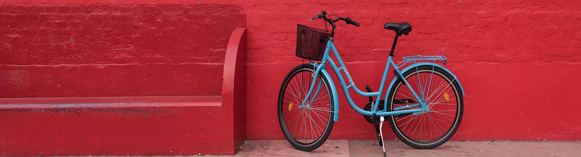 Prendi una delle nostre biciclette e parti alla scoperta di Catanzaro Lido! Il nostro hotel 4 stelle ti offre anche questo!