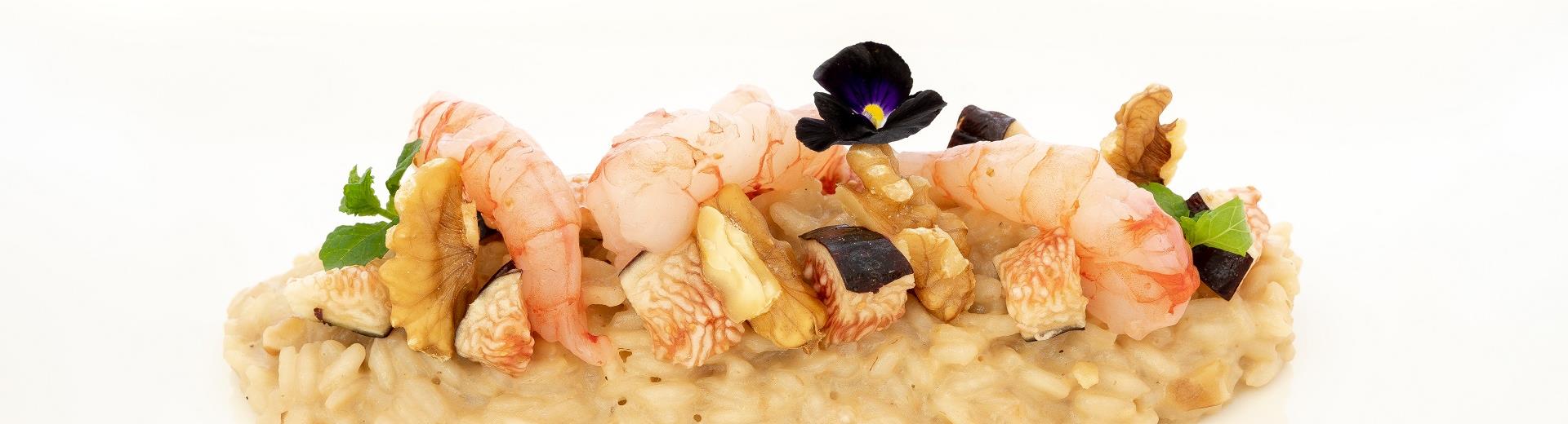 Try our Pecan shrimp risotto and figs: stay at BW Plus Hotel Perla del Porto