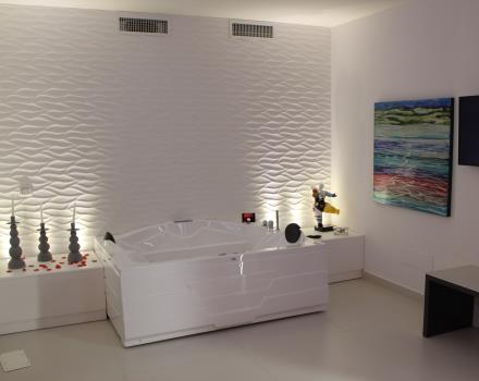 Dependance-Zimmer mit Whirlpool auf die BW Plus Hotel Perla del Porto 4 Sterne