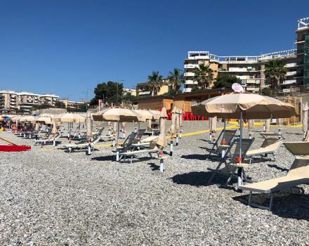 Goditi comfort e servizi 4 stelle nel nostro hotel a Catanzaro: prenota subito Hotel Perla del Porto e approfitta del servizio spiaggia gratuito fino al 1 settembre!